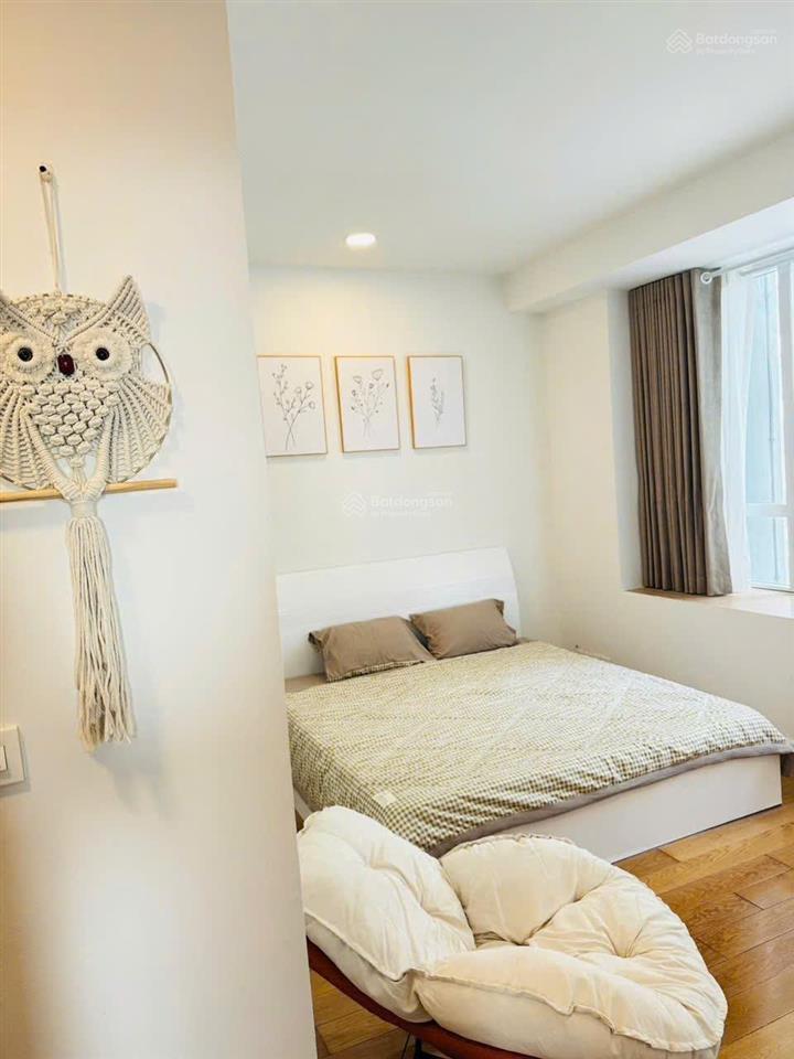 Bán căn hộ sunrise city 2pn 2wc 77m2 giá tốt, full nội thất, view tây cửa đông