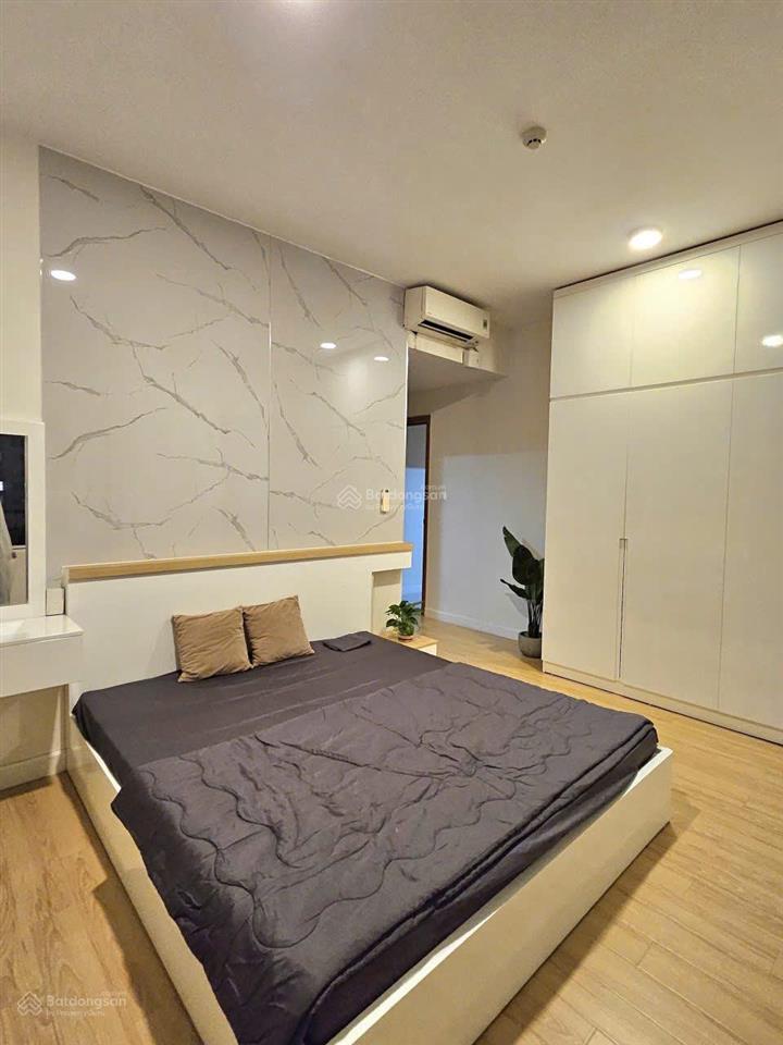 Bán căn hộ sunrise city 2pn 2wc 77m2 giá tốt, full nội thất, view tây cửa đông