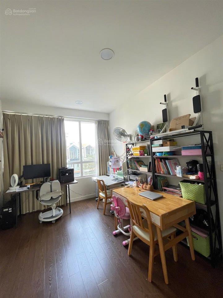 Bán căn hộ sunrise city 3pn 2wc 130m2 giá tốt, full nội thất, view bắc cửa đông