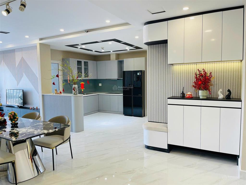 Bán căn hộ sunrise city north, quận 7 | dt 124m2, 2 ban công rộng thoáng, tầng cao chỉ 9.5 tỷ