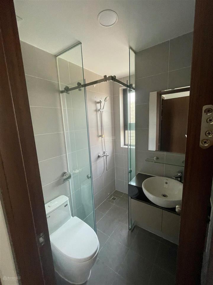 Chính chủ cần cho thuê căn 2pn2wc bcons topaz, nhà mới sạch sẽ