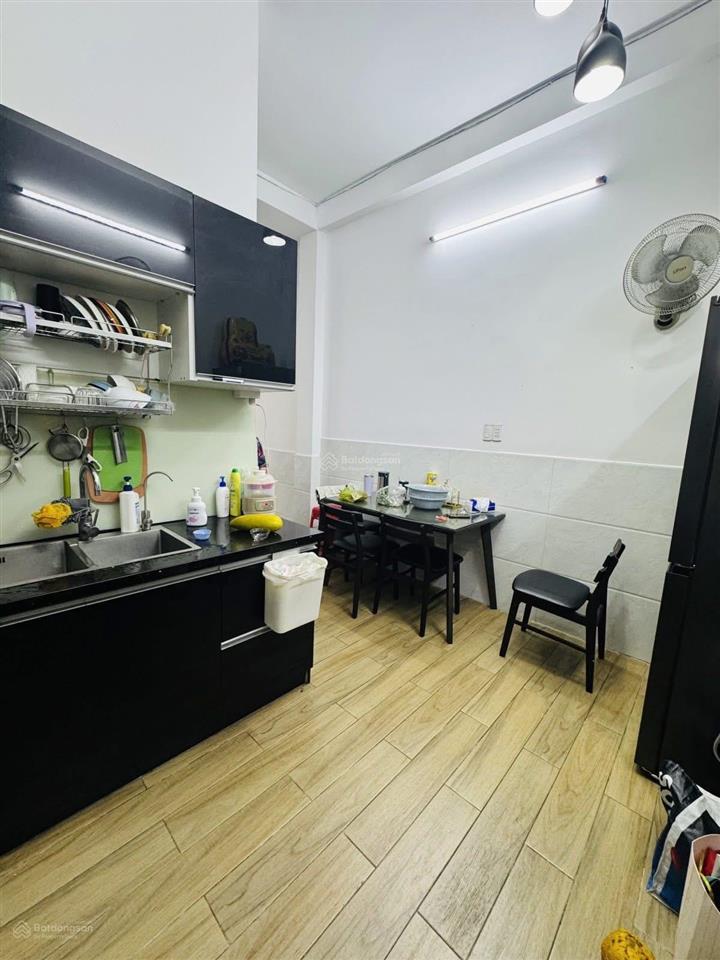 Bán nhà 3 lầu tây thạnh (41m2). diện tích 4.1 x 10m . giá nhỉnh 5 tỷ