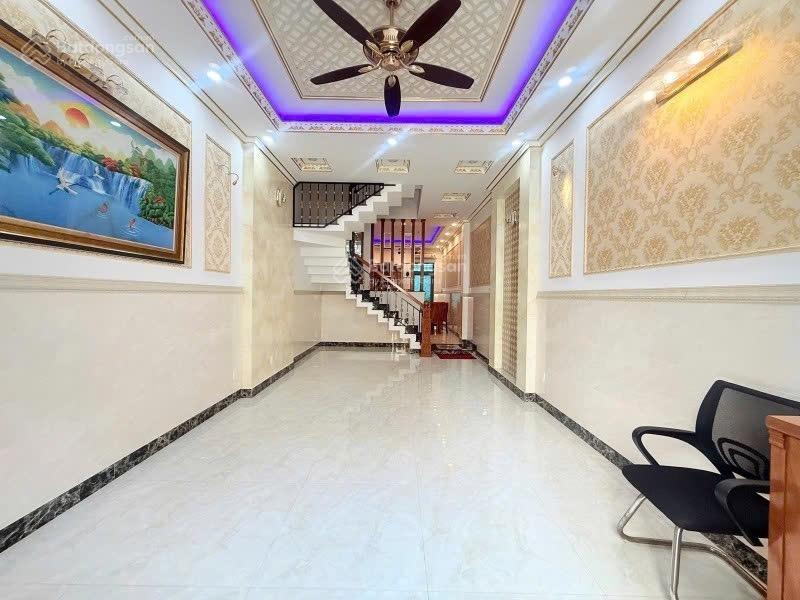 Bán nhà đẹp 4 lầu khu phân lô đồng bộ ngay tây thạnh. diện tích 4 x 17m. giá 10 tỷ