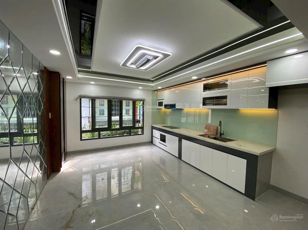 Nhà đẹp kế bên aeon tân phú (4.5 x 13m) 4 lầu mới 100%. giá nhỉnh 7 tỷ