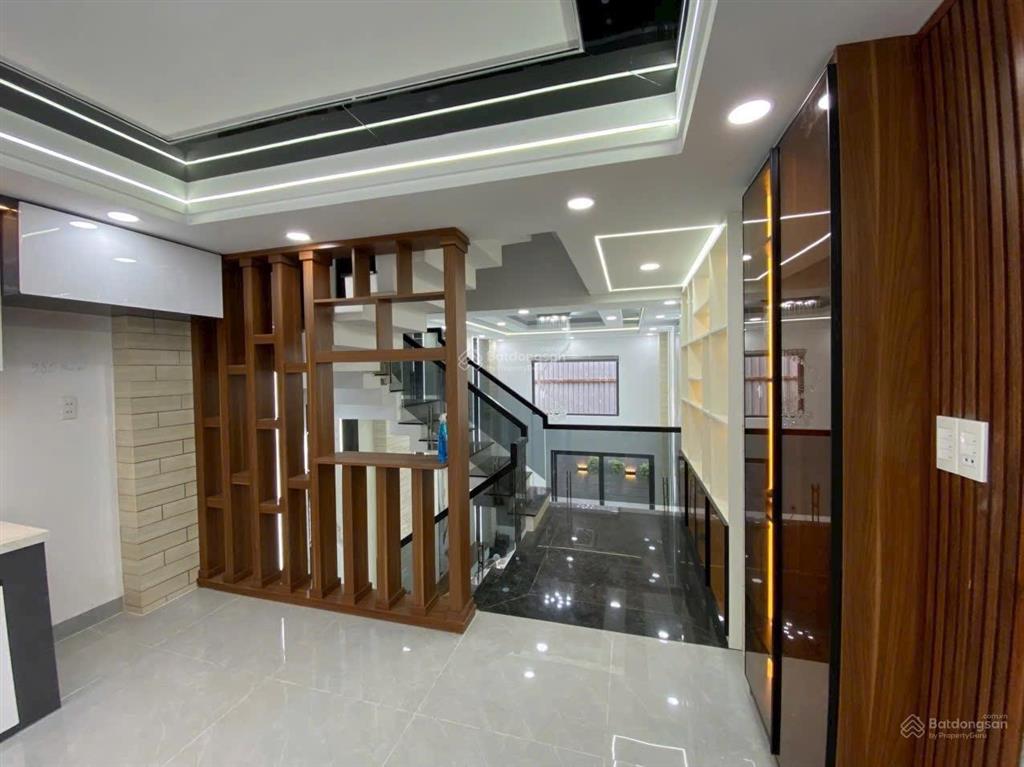 Nhà đẹp kế bên aeon tân phú (4.5 x 13m) 4 lầu mới 100%. giá nhỉnh 7 tỷ
