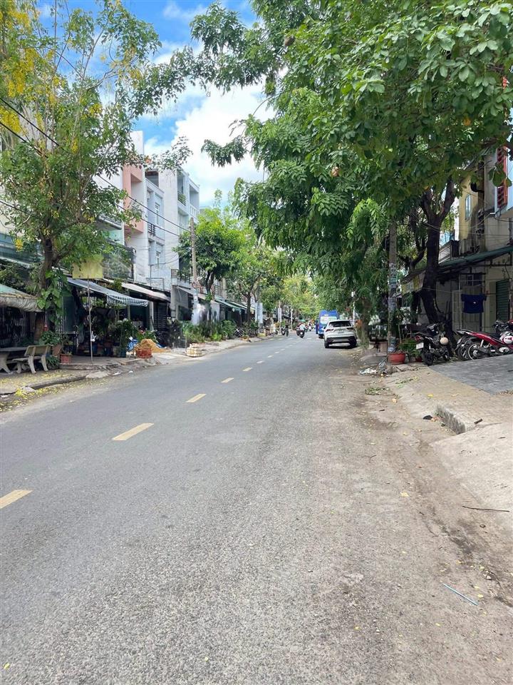 Bán nhà mặt tiền nội bộ tây thạnh có 5 phòng trọ thu nhập 15tr/1th ( 100m2 ) . giá 8 tỷ còn bớt
