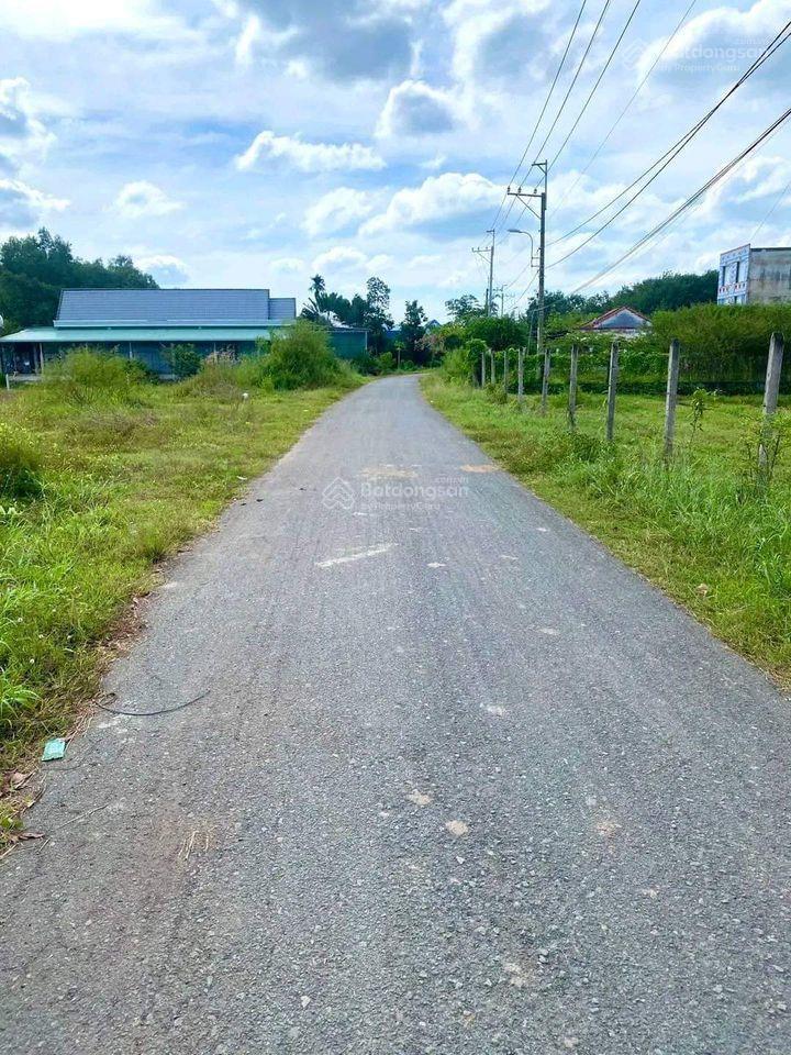 Kẹt tiền bán nhanh lô đất 200m2 tại tân phú trung, shr