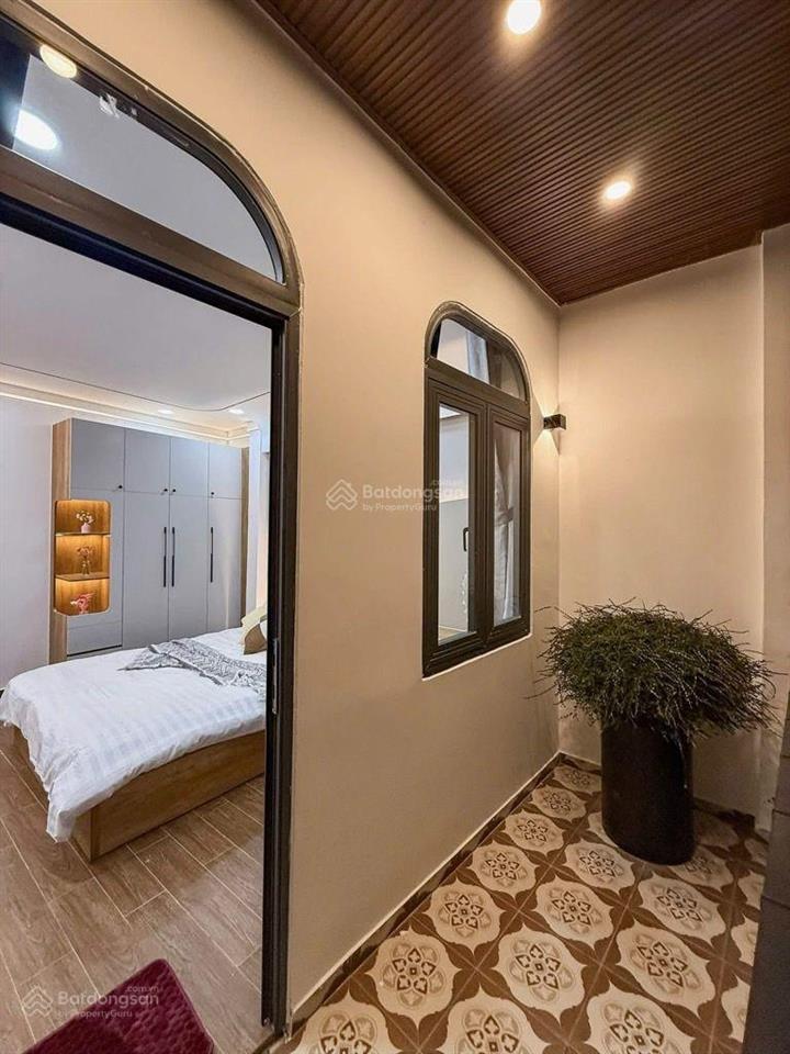 "siêu rẻ" hơn 6 tỷ  2 tầng 62m2  ngay nguyễn cửu vân  sát bên quận 1