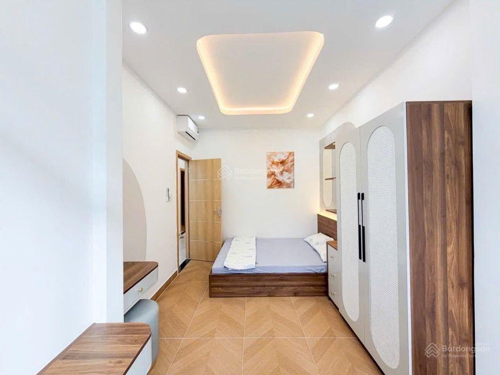 Chủ ngộp hẻm xe hơi  nguyễn hữu cảnh  3 tầng 54m2  chỉ hơn 7 tỷ  ngay ga metro văn thánh