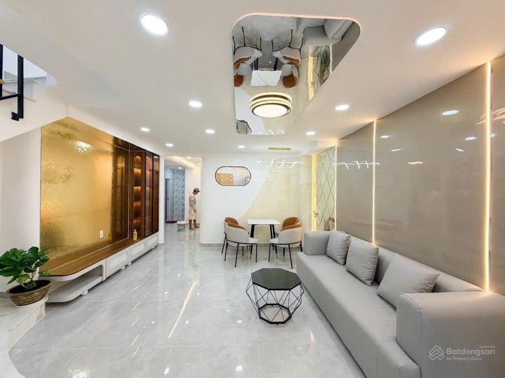 Chủ ngộp hẻm xe hơi  nguyễn hữu cảnh  3 tầng 54m2  chỉ hơn 7 tỷ  ngay ga metro văn thánh