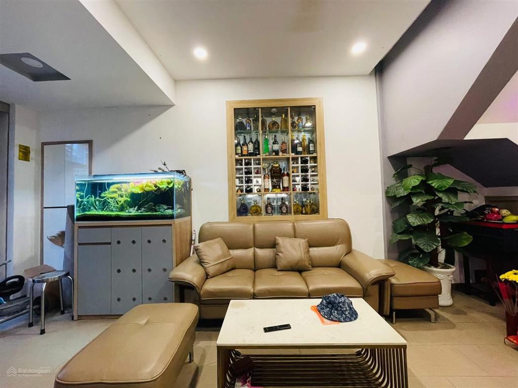 Nhỉnh 8 tỷ  dòng tiền 24tr/tháng  mặt tiền gần học viện cán bộ  4 tầng 46m2