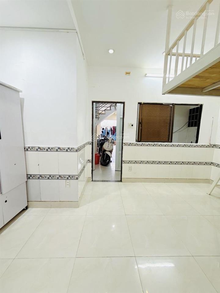 Hơn 7 tỷ  4 tầng 60m2  hẻm xe hơi  dòng tiền 30tr/tháng  gần phạm văn đồng