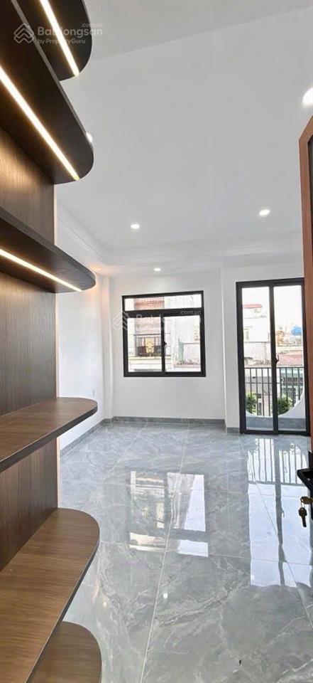 Hẻm ô tô 5m  3 tầng 64m2  nhỉnh 7 tỷ  gần cầu bùi đình túy