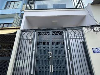 Nhà ngang to khỏe  giá mềm xịu  chốt là mê!