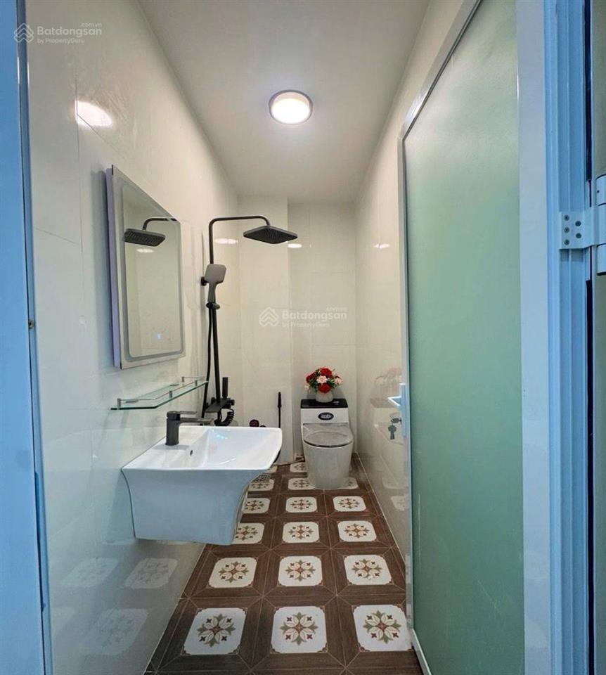 Siêu phẩm 5 tầng hậu giang q6  đẹp hơn hoa hậu  full nội thất cao cấp