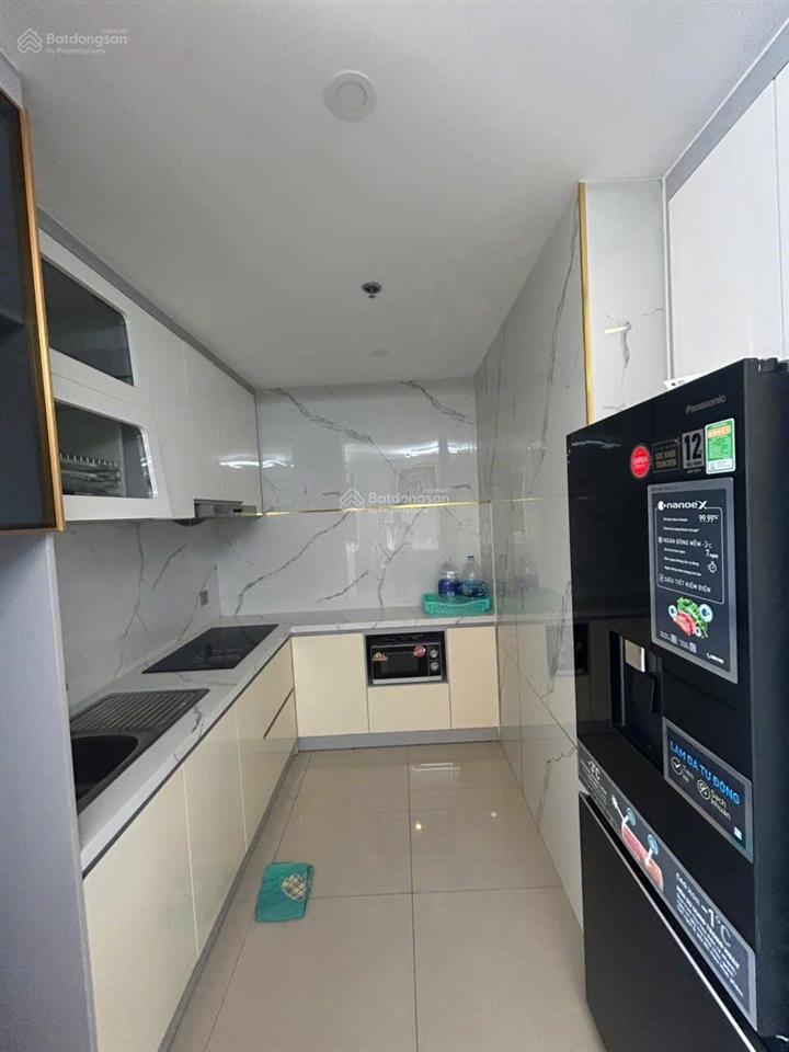 Căn hộ view biển siêu hiếm, diện tích 83m2, trung tâm nha trang, khu phố tây sầm uất, dòngtiền thuê