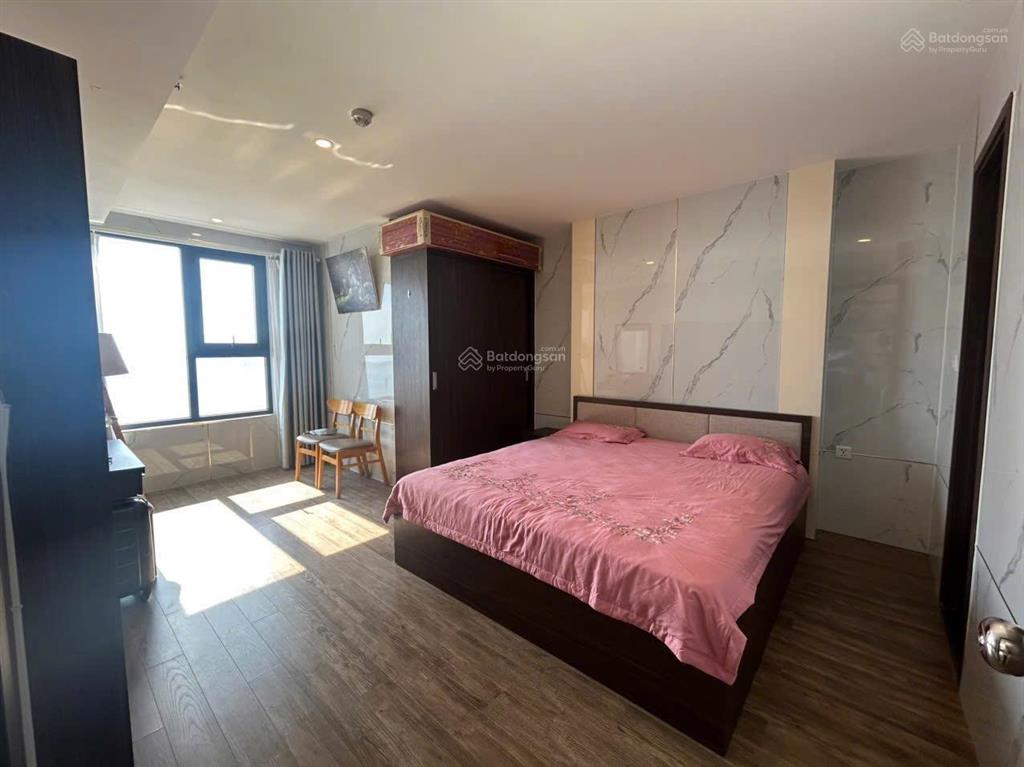 Căn hộ view biển siêu hiếm, diện tích 83m2, trung tâm nha trang, khu phố tây sầm uất, dòngtiền thuê