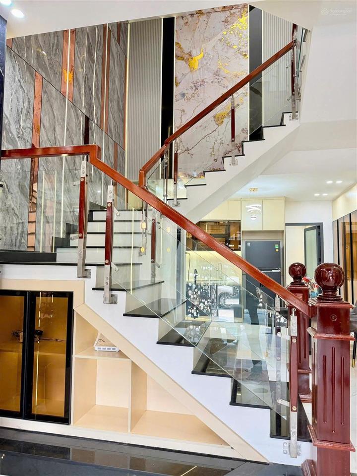 Siêu phẩm nhà 3 tầng gần biển nguyễn tất thành, 72m² giá nhỉnh 7 tỷ tl, full nội thất cao cấp
