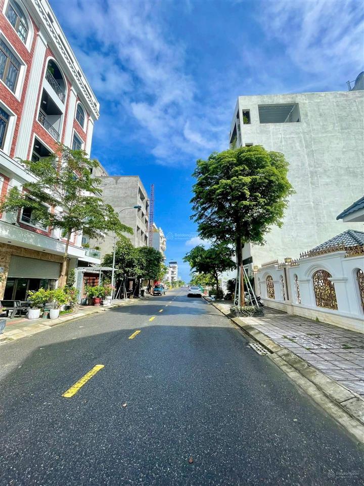 Lô đôi 210m2, mt 10m đường trần minh tông sát biển, thích hợp xây villa, homestay, 15,9 tỷ có tl