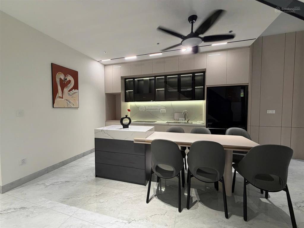 Nhà 3 tầng mặt tiền nguyễn sắc kim, 96m2, đường 7.5m, giá nhỉnh 8 tỷ full nội thất cao cấp