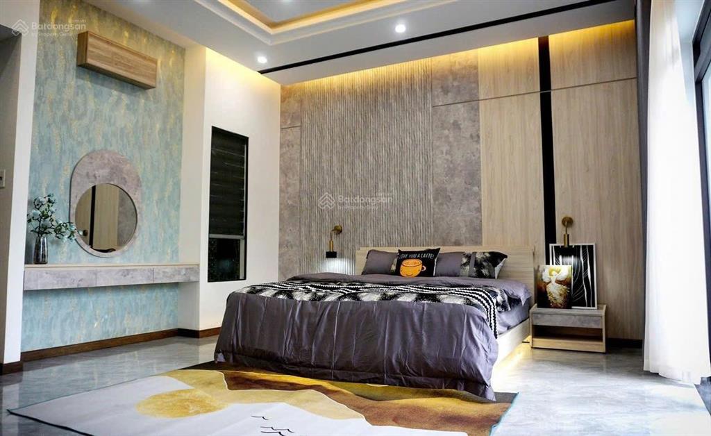Bán villa nghỉ dưỡng 3 tầng cách biển chỉ 300m, hồ bơi điện khoáng, full nội thất