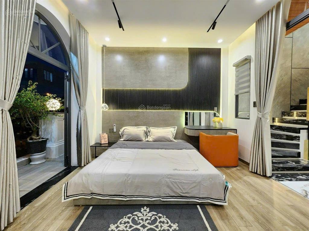Nhà 4 tầng full nội thất cao cấp, có sân chill, hồ bơi, cách biển 400m, nhỉnh 8 tỷ shr