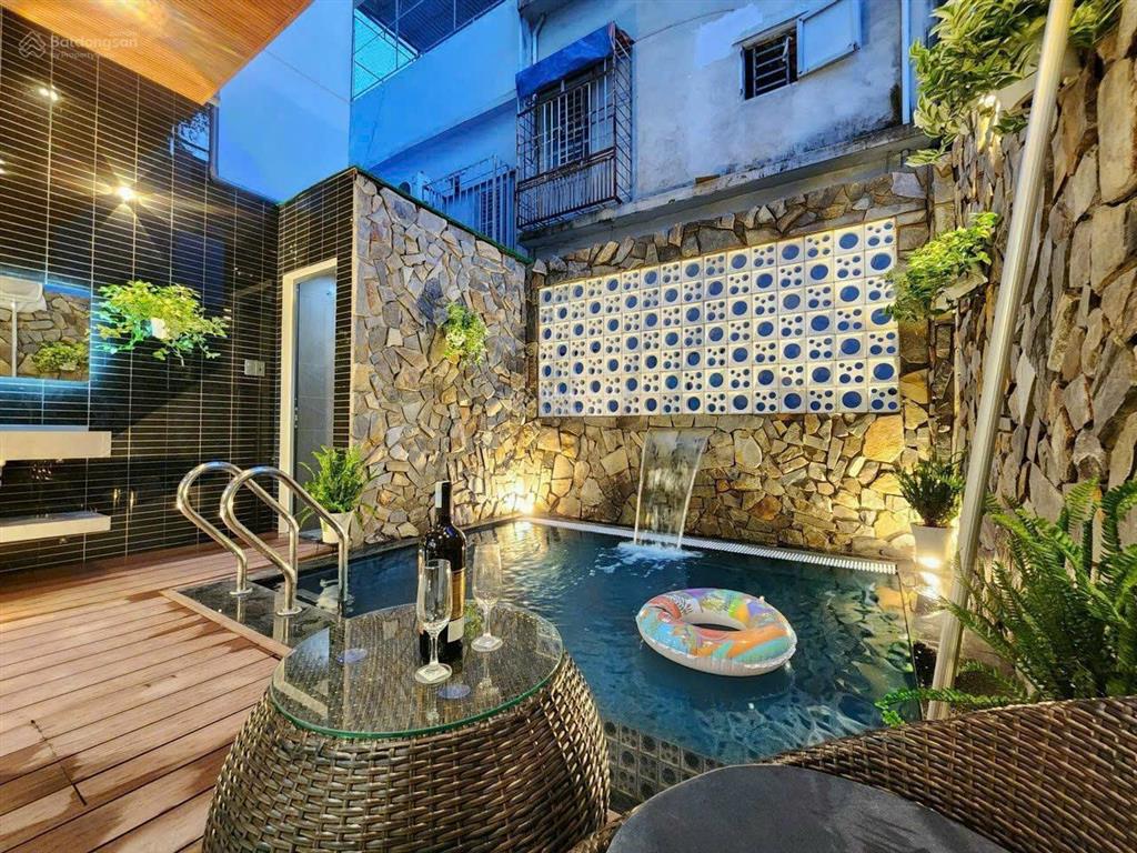 Nhà 4 tầng full nội thất cao cấp, có sân chill, hồ bơi, cách biển 400m, nhỉnh 8 tỷ shr