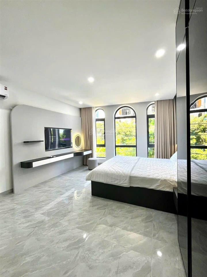 Tòa căn hộ 8 tầng dòng tiền hơn 100 triệu/tháng, mt đường chính hữu, 36 tỷ tl
