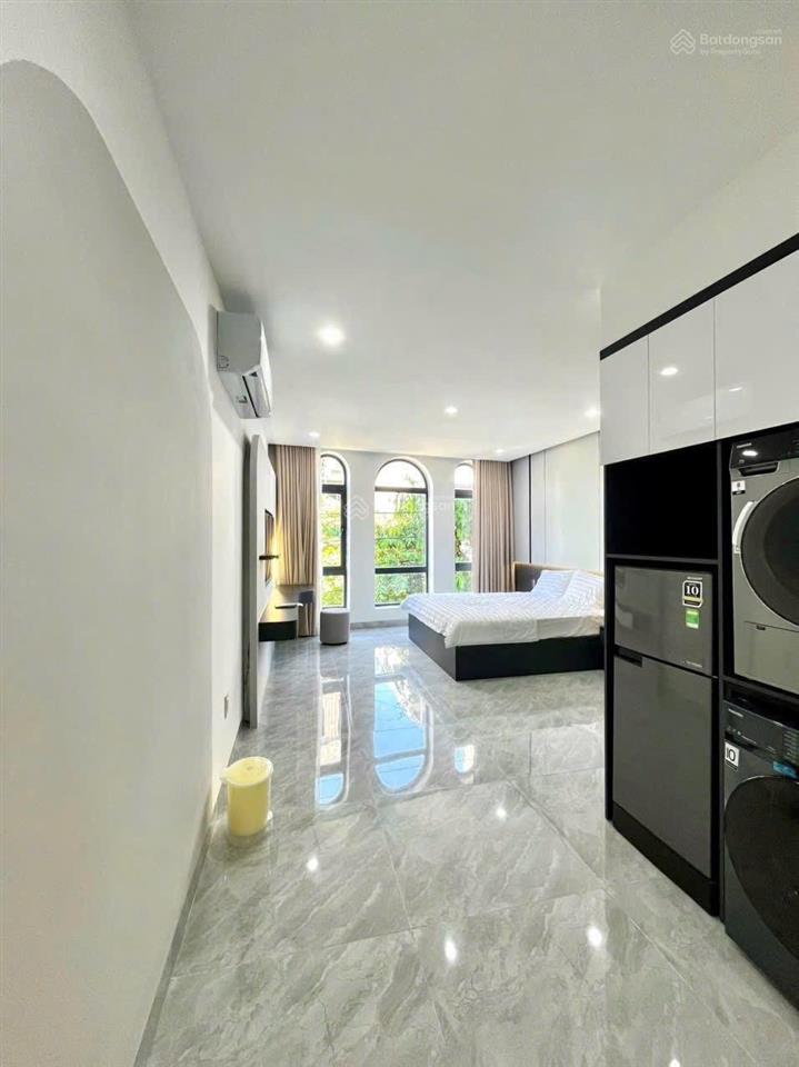 Tòa căn hộ 8 tầng dòng tiền hơn 100 triệu/tháng, mt đường chính hữu, 36 tỷ tl