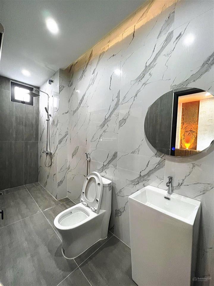 Nhà 3 tầng mặt tiền đường 5.5m gần biển nguyễn tất thành, 75m2, giá nhỉnh 7 tỷ