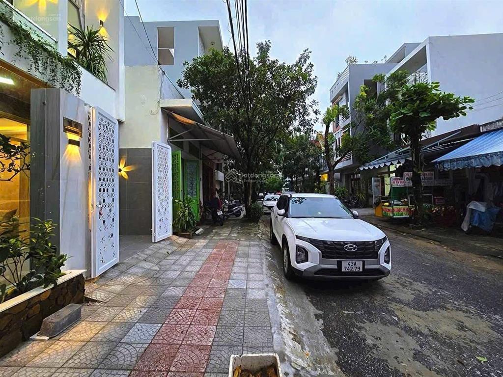 Nhà 3 tầng mặt tiền đường 5.5m gần biển nguyễn tất thành, 75m2, giá nhỉnh 7 tỷ