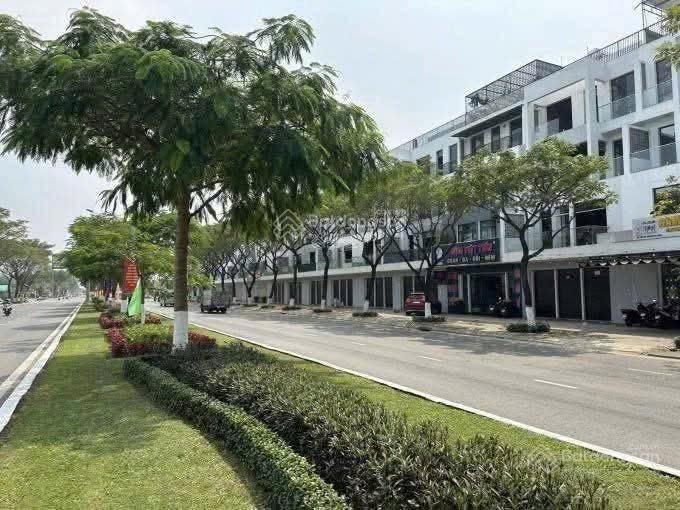 Bán nhà 2 mặt tiền hoàng thị loan và đường 7.5m, 6 phòng tiện kd đa ngành nghề, tl chính chủ