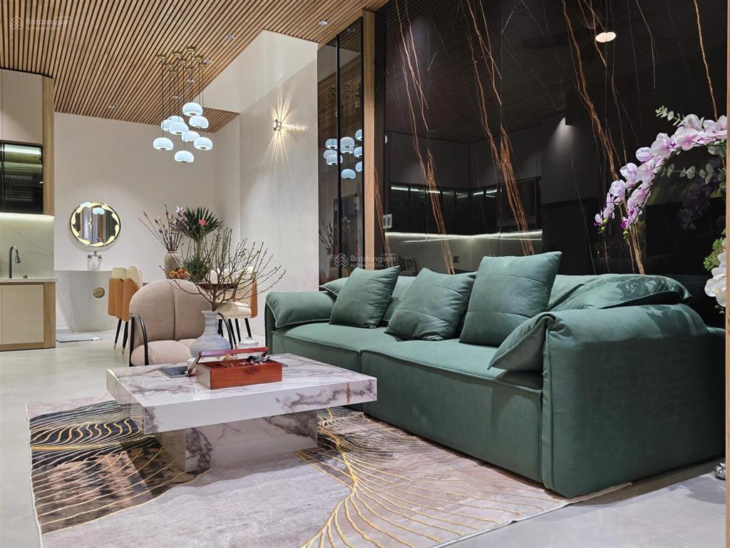 Nhà đẹp 3 tầng mặt tiền đường 5,5m full nội thất cao cấp cách biển thanh khê 300m