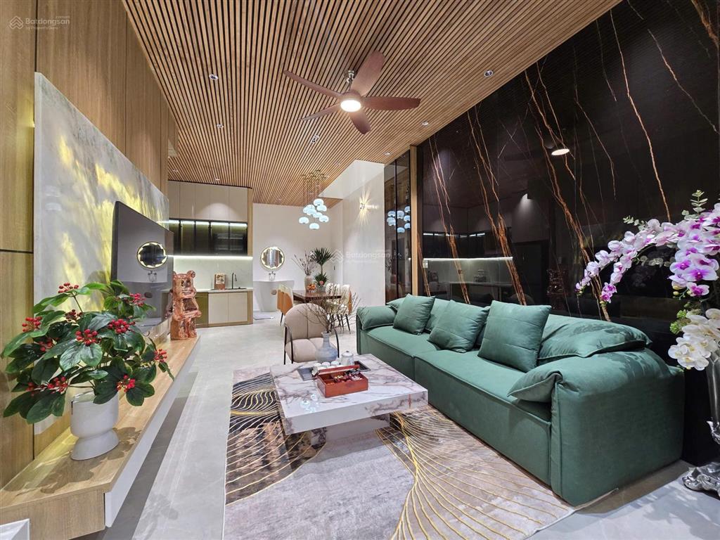 Nhà đẹp 3 tầng mặt tiền đường 5,5m full nội thất cao cấp cách biển thanh khê 300m