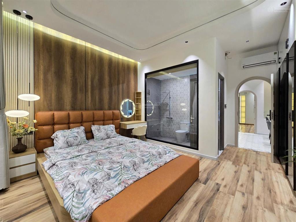 Nhà đẹp 3 tầng mặt tiền đường 5,5m full nội thất cao cấp cách biển thanh khê 300m