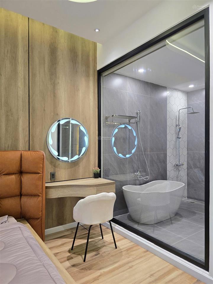 Nhà 3 tầng mt đường 5,5m sát biển nguyễn tất thành, full nội thất cao cấp, giá nhỉnh 8 tỷ sẵn sổ
