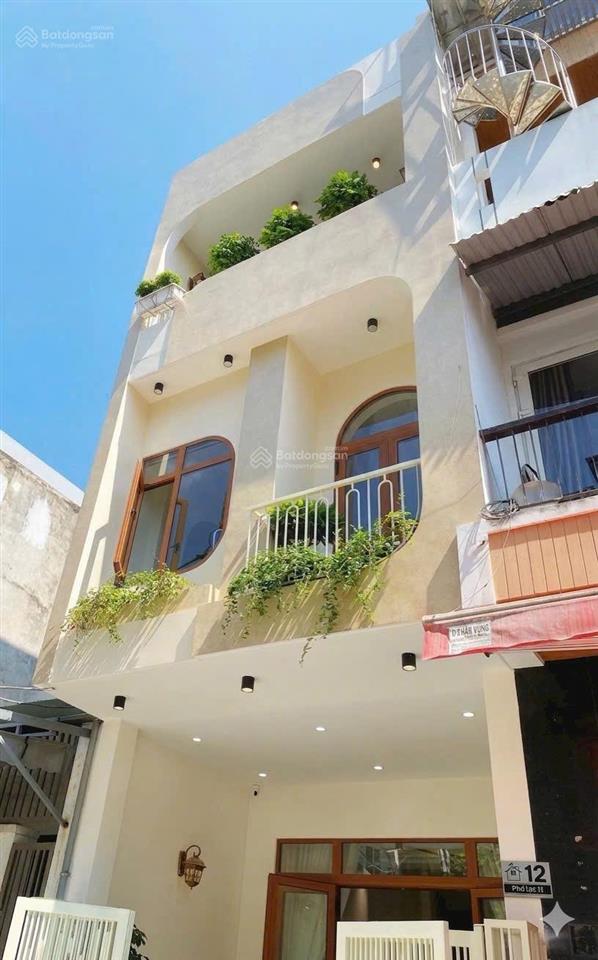 Nhà 3 mê 3 tầng mặt tiền đường phú lộc, gần chợ, cách biển 3p đi bộ, giá nhỉnh 8 tỷ