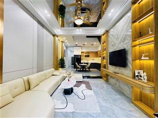 Nhà 3 tầng full nội thất cao cấp gần biển, mt đường 5m5 vỉa hè 3m, nhỉnh 8 tỷ