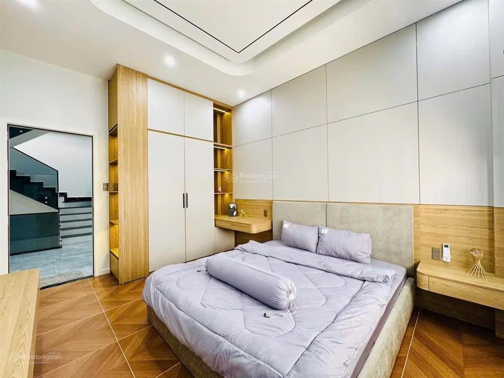Nhà 3 tầng full nội thất cao cấp gần biển, mt đường 5m5 vỉa hè 3m, nhỉnh 8,19 tỷ