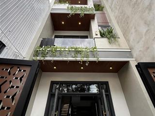 Nhà mt 3 tầng 81m2 full nội thất cao cấp, đường 5m5, lề 3m giá nhỉnh 9 tỷ, cách biển 300m