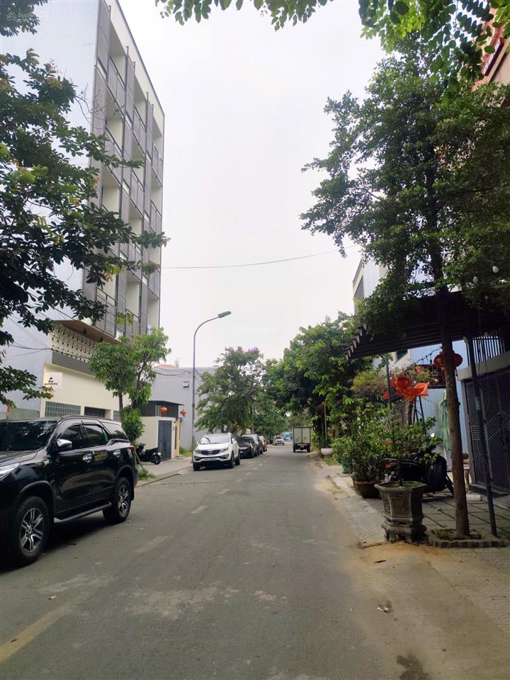 Đất đường hoà minh 25  kẹp công viên  cách biển chỉ 5p, gần siêu thị mega, 108,5m2 giá nhỉnh 8 tỷ