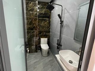 Siêu phẩm góc 2 mặt hẻm nhựa 6m  không lộ giới  dt 52m2, 5 tầng btct  full nội thất  chỉ 8,5ty