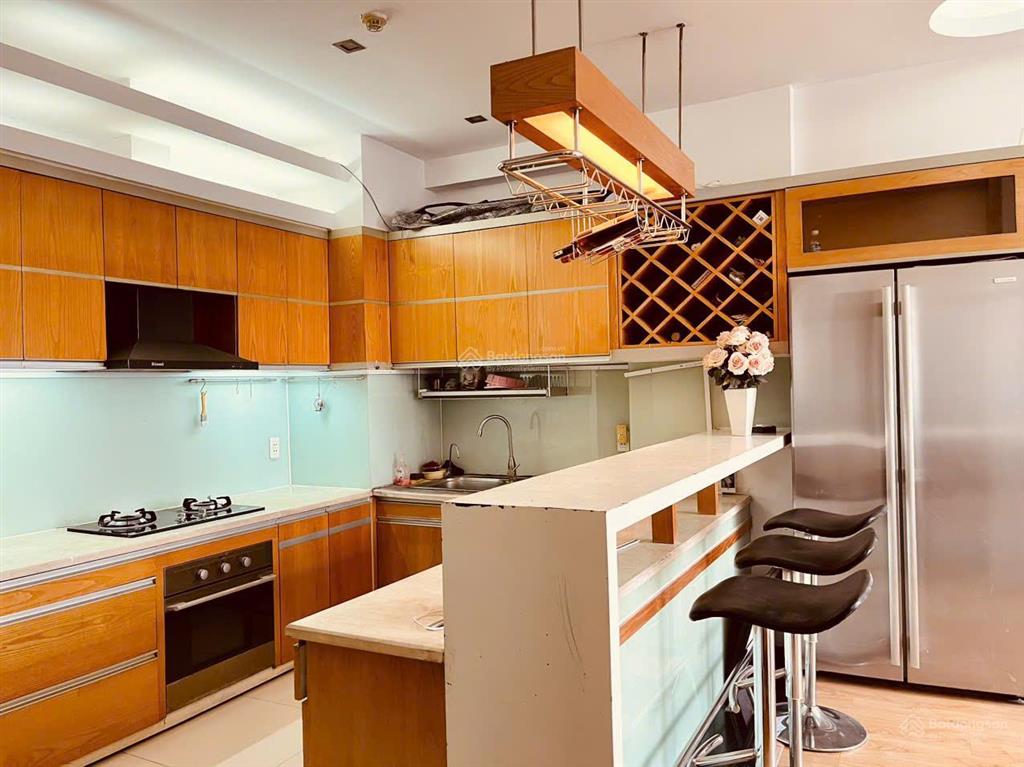 Cho thuê căn hộ hoàng kim, huỳnh tấn phát q7. 96m2, 2pn 2wc full nội thất, giá 12 triệu