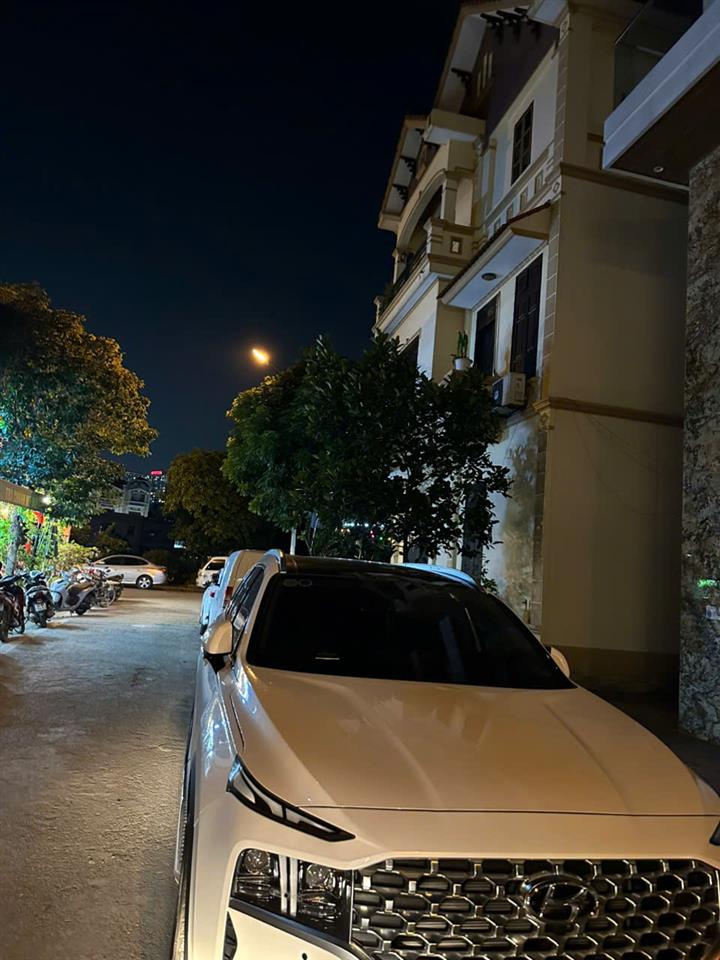 TOÀ NHÀ ĐẸP NHẤT TẠI X2B, LÔ GÓC ,VIEW HỒ, Ô TÔ CHÁNH, THANG MAY, KINH DOANH TỐT, 80M2,