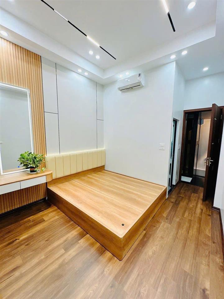 SIÊU PHẨM CCMN GIẢI PHÓNG - Ô TÔ ĐỖ CỬA - DÒNG TIỀN 550 TRIỆU/NĂM- 47M2- 6 TẦNG- THANG