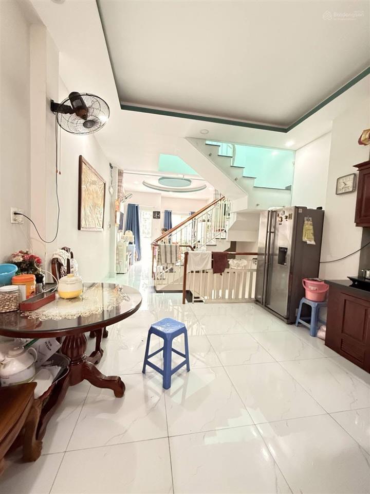 Bán nhà đường đông hưng thuận 05, 3 tầng hoàn công , nhà đẹp vào ở ngay