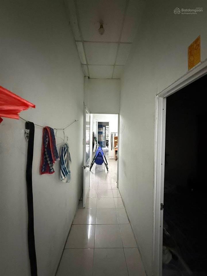 Cần bán gấp nhà ngay chợ thiếc, 80m2, hẻm ô tô đậu cửa, chỉ 3tỷ950 còn thương lượng