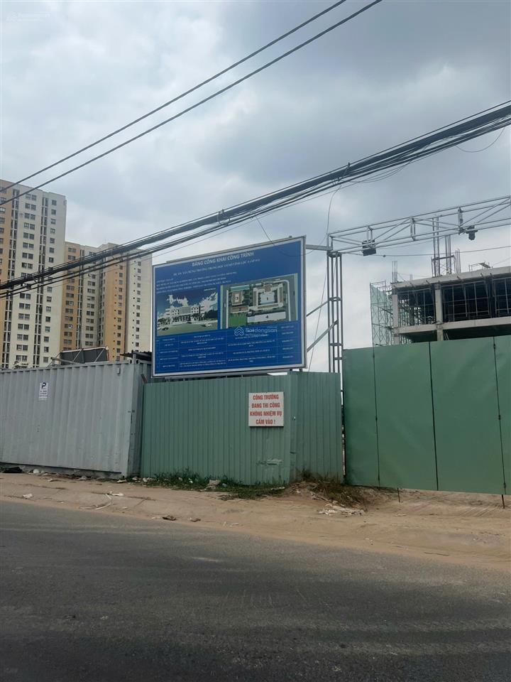 Cần bán nhà nát mặt tiền đường 12m nguyễn thị tuôi vĩnh lộc a