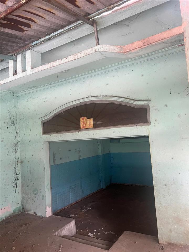 Cần bán nhà nát mặt tiền đường 12m nguyễn thị tuôi vĩnh lộc a