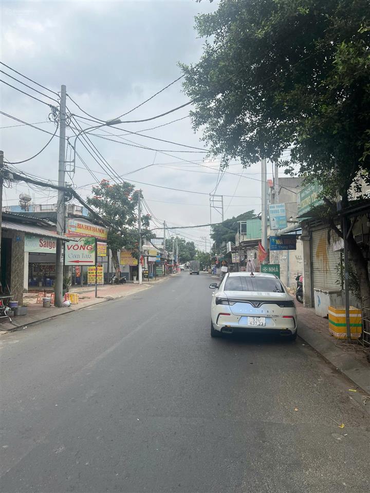 Cần bán nhà nát mặt tiền đường 12m nguyễn thị tuôi vĩnh lộc a